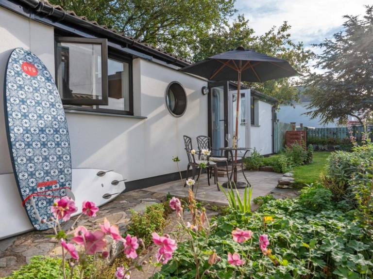 Cabin  Wrafton
