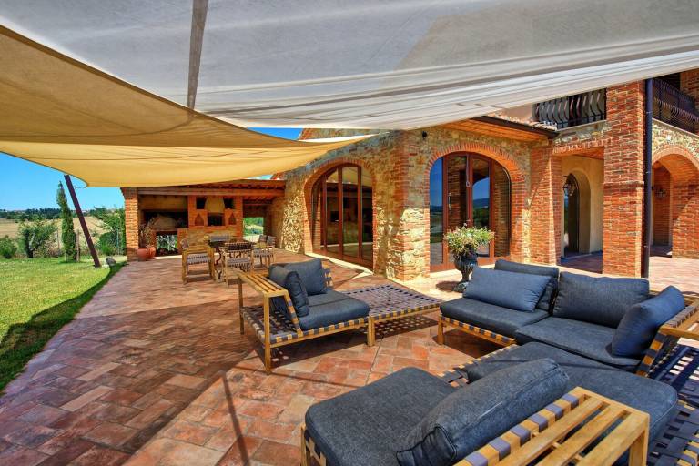 Villa with terrace, private pool & jacuzzi — photo 5