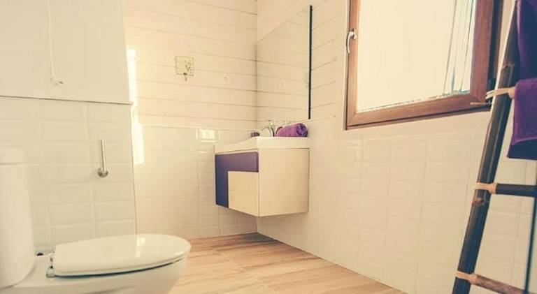 House with pool | Suitable for remote work | Pet-friendly — photo 2