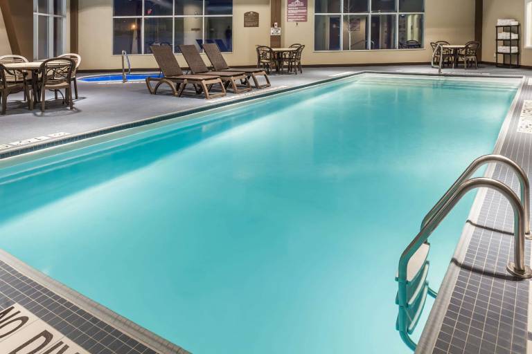 Microtel Inn & Suites by Wyndham Timmins — photo 2