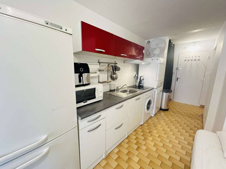 Cozy Studio with Private Parking Near Beach - Cap d'Agde — photo 2