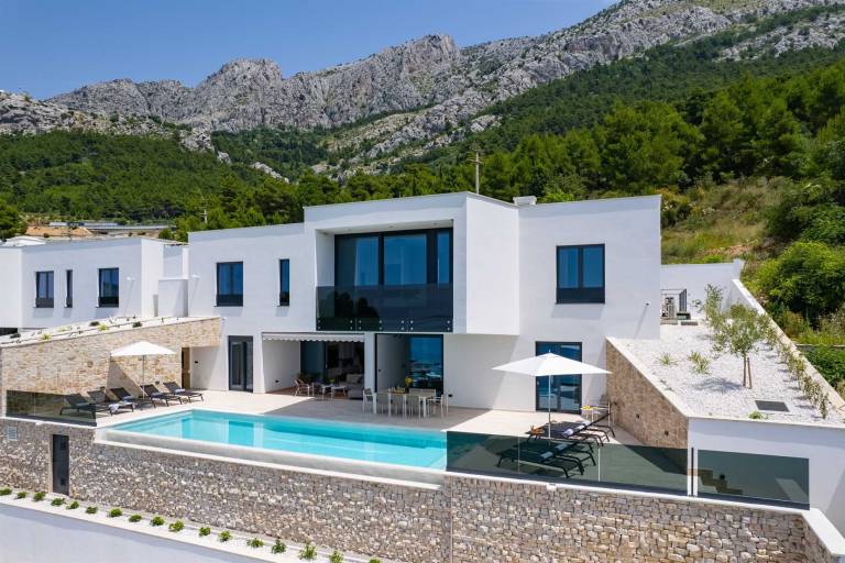 Villa Loma, 5 bedroom Luxury Villa near the sea, private heated pool, Omiš Brzet — photo 4
