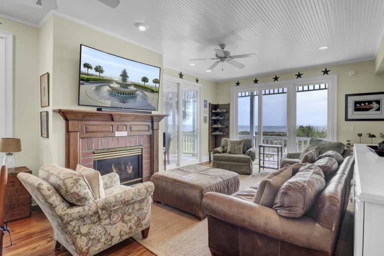 House Dewees Island
