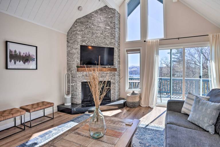 Stunning Lake Arrowhead Cabin w/ Lake Views! — photo 4