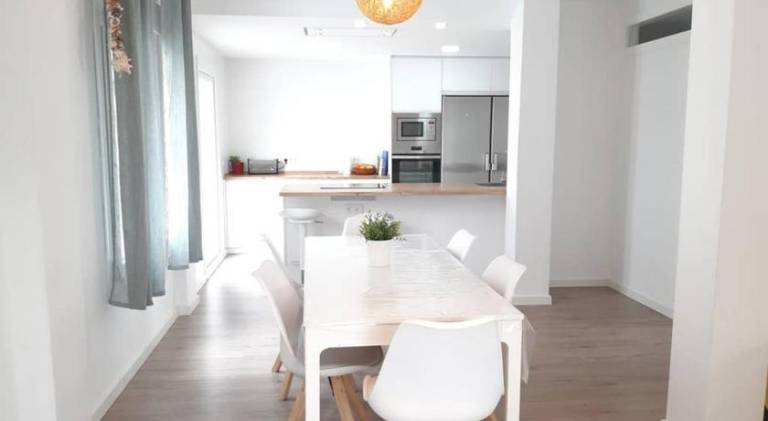 House with patio | Perfect for remote work — photo 4