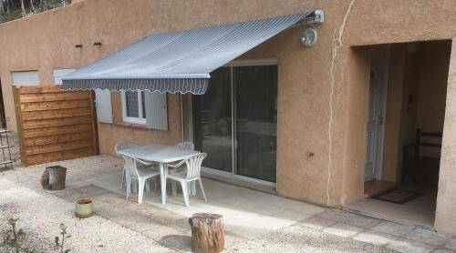 Maison de vacances  La Fare-les-Oliviers