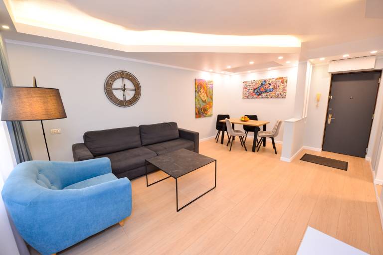 Children-friendly apartment | Next to Stavropoleos Monastery | City view | Dogs allowed — photo 2