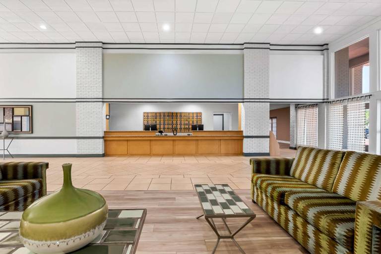 Suburban Studios Slidell I-10 — photo 3