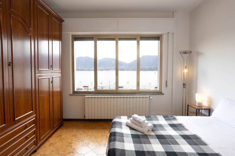 Rental apartment with patio | Lake view — photo 4