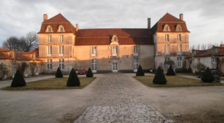 Chambres d'Hotes et Gites du Chateau de Clauzuroux in Périgueux