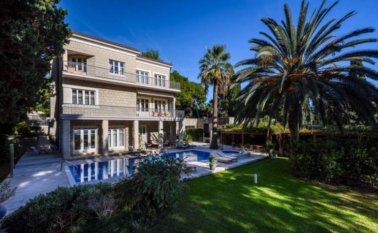 Luxury Seafront Villa Castello Split- Heated Pool — photo 5