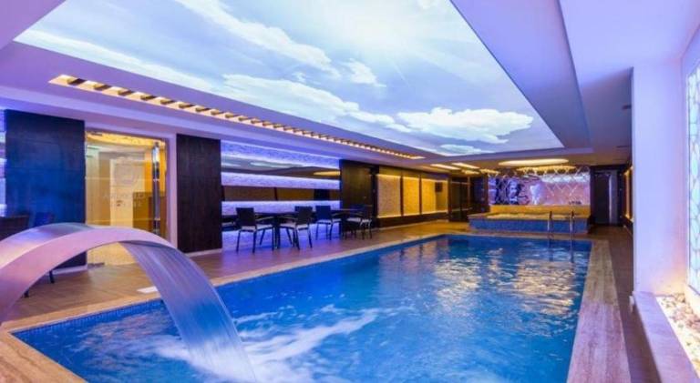 Fully equipped rental apartment with heated pool, sauna & yard | Next to the beach | Pet-friendly — photo 4