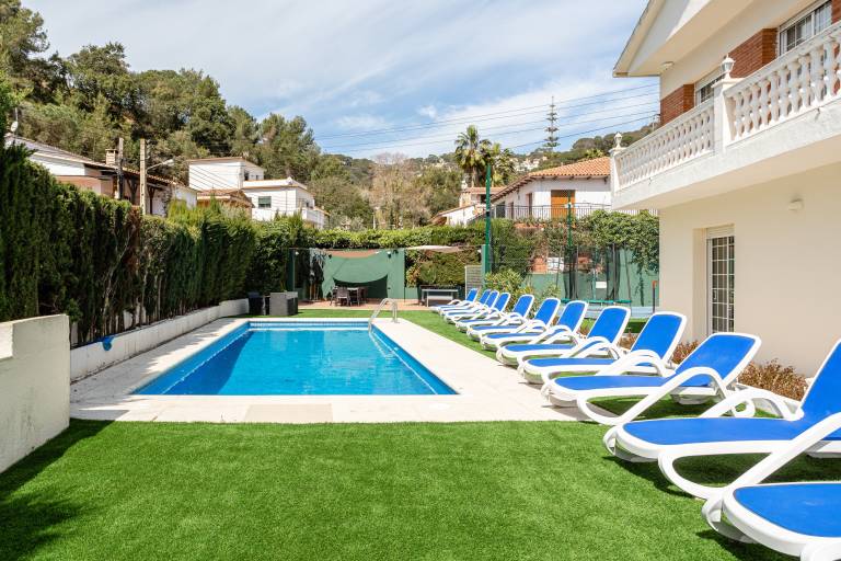 Villa "Ainara Luxury" with Mountain View, Private Pool & Wi-Fi — photo 2