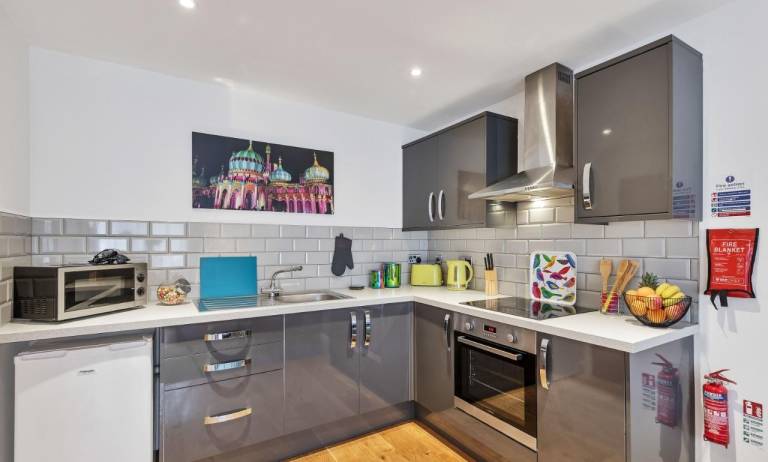 Rental apartment | Near Brighton Palace Pier — photo 5