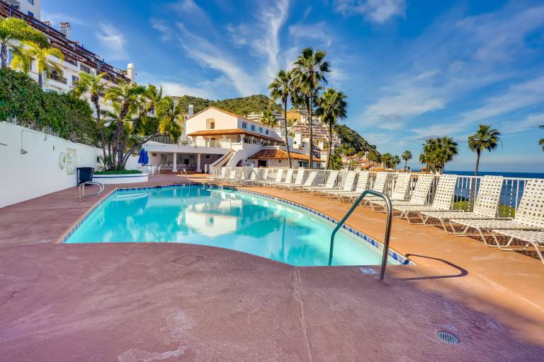 Condo  Avalon