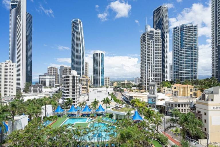 Apartment  Surfers Paradise