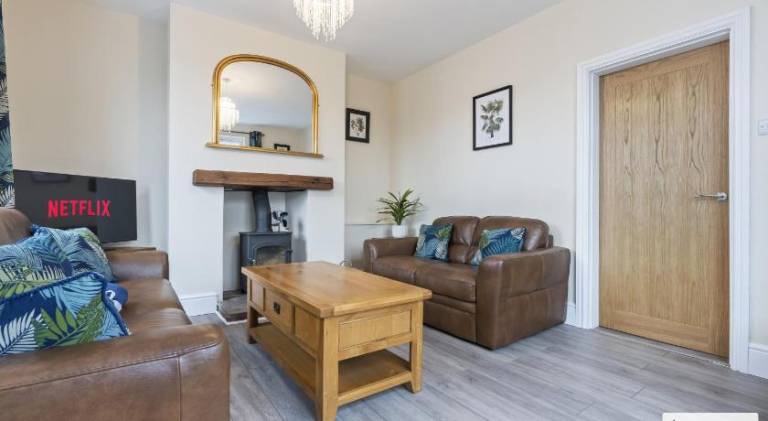 House with 2 rooms for 8 persons in Stafford