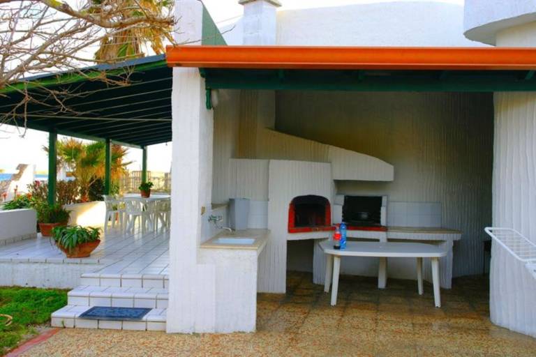 Villetta Parisi at 20 meters from the sea with Sea View and Terrace — photo 3