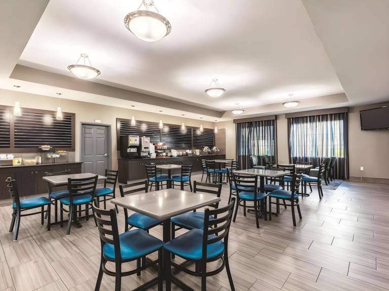 La Quinta Inn & Suites by Wyndham Houston/Clear Lake-NASA — photo 4