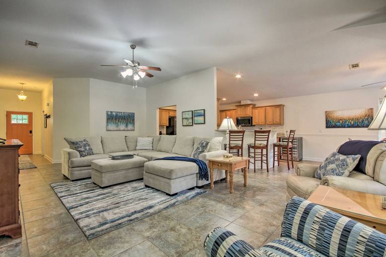 Comfortable Pensacola Home w Private Pool