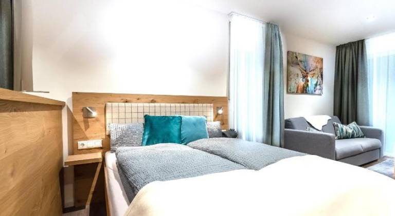 Serviced apartment with garden & terrace | Perfect for remote work | Pet-friendly in Landshut
