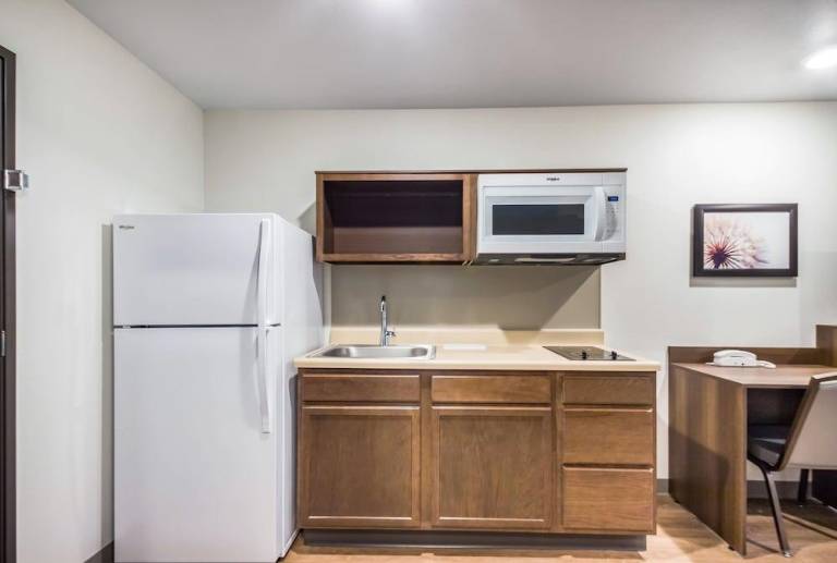 WoodSpring Suites Holland - Grand Rapids — photo 5