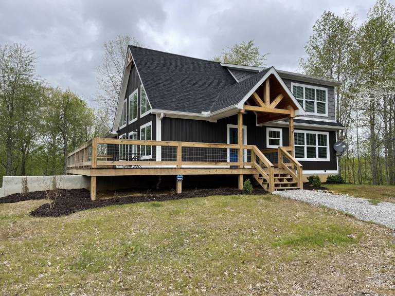 Cabin Nolin Lake