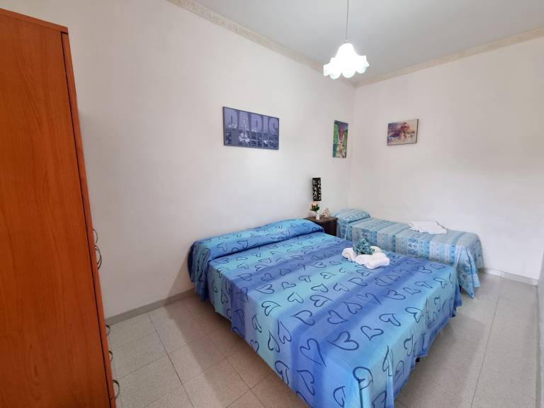 Family-oriented apartment | Sea view | Next to the beach | Dogs allowed — photo 4