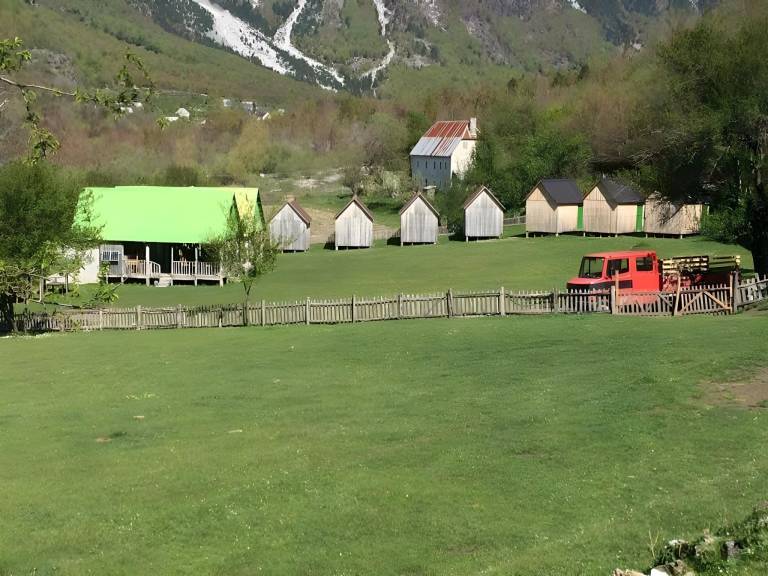 7 Cabins - Thethi Getaway — photo 2