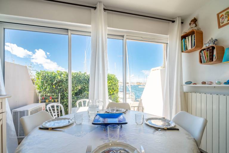 Rental apartment with terrace | Sea view — photo 3