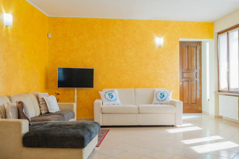 Ferienwohnung in Mongabia, San Giorgio In Salici f&uuml;r max. 6 Personen