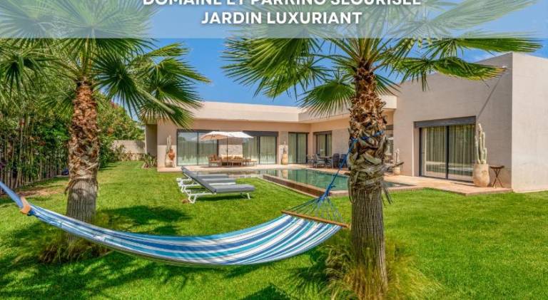 250 m&sup2; Villa