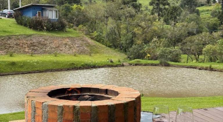 Lodge with garden, terrace & grill — photo 4