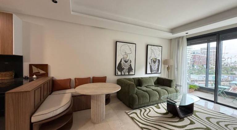 Apartment with pool — photo 2