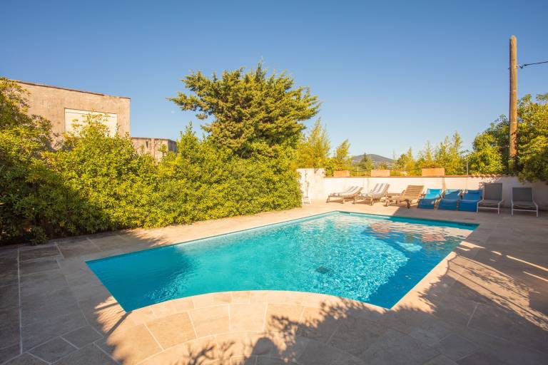 House with fast internet, terrace & pool | Garden view in Saint-Tropez