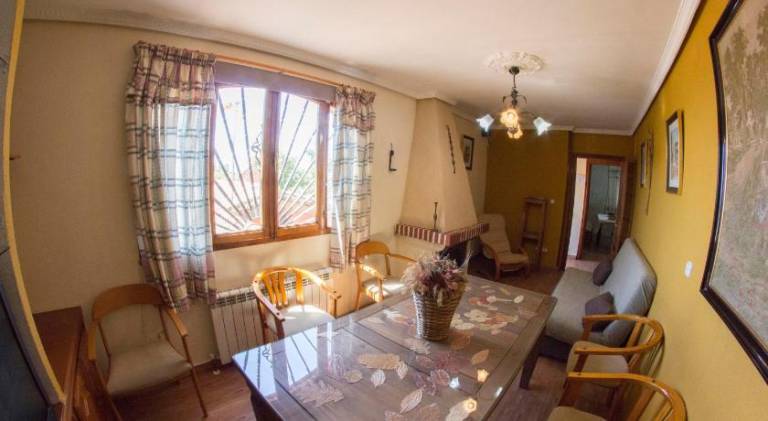 Chalet with private pool, terrace & garden | Dogs allowed — photo 4