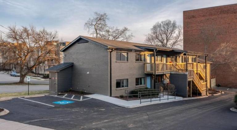 Condo Retreat with Patio & Free Parking, by Vanderbilt — photo 4