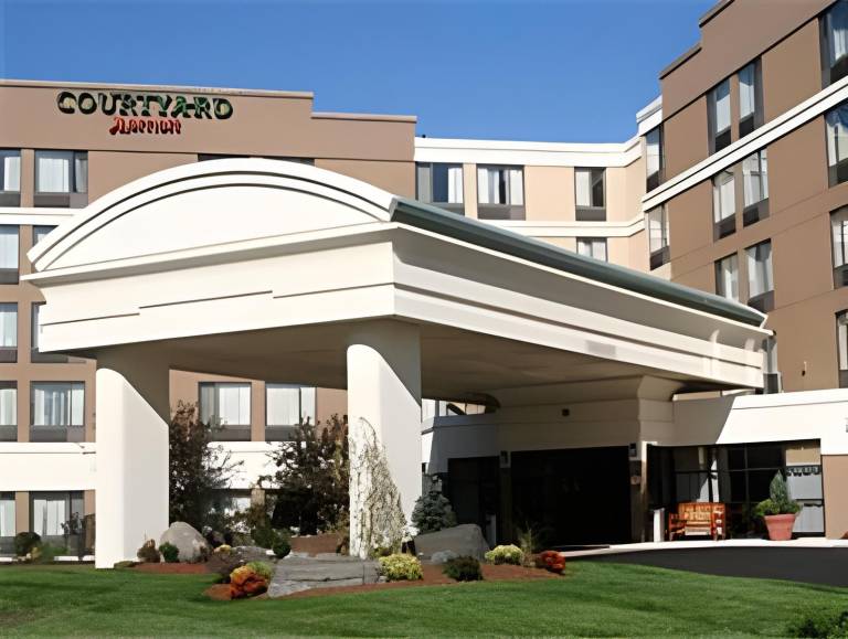 Courtyard by Marriott Boston Marlborough in Marlborough, MA