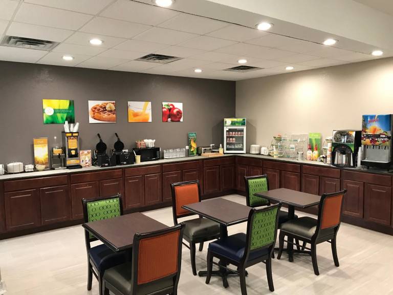 Quality Inn and Conference Center — photo 5