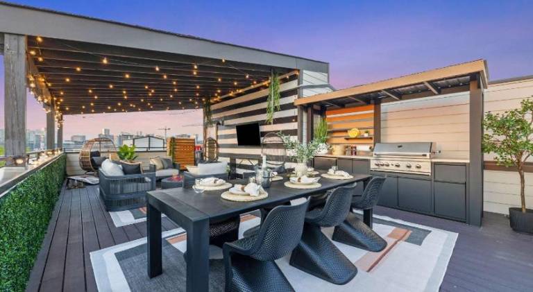 Vacation home with barbeque in Nashville, TN