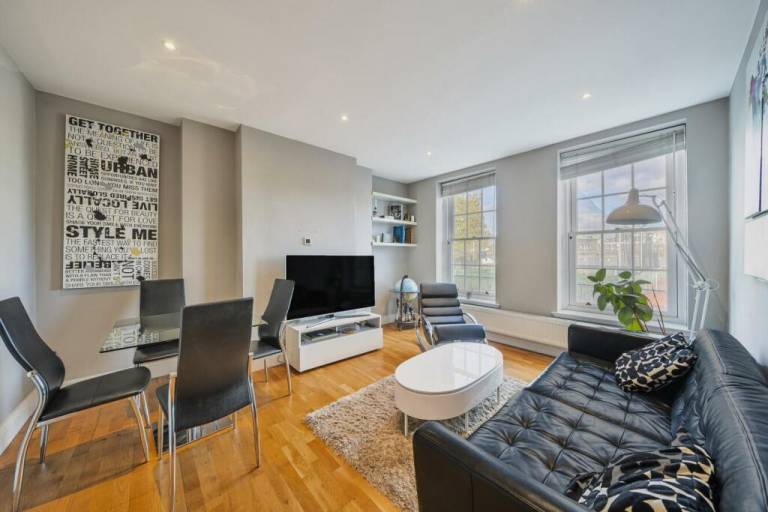 Stylish Two Bedroom Flat in Brixton