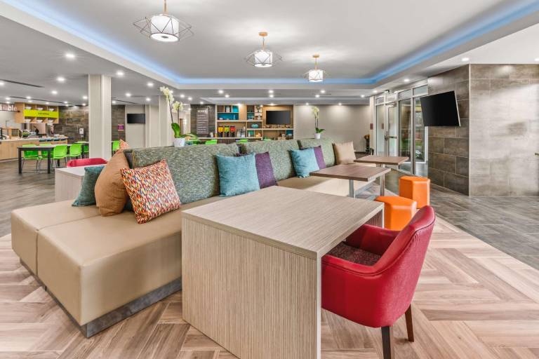 Home2 Suites by Hilton North Conway — photo 2