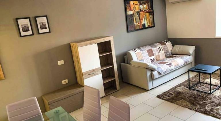 Holiday apartment with 2 rooms for 4 persons in Izola