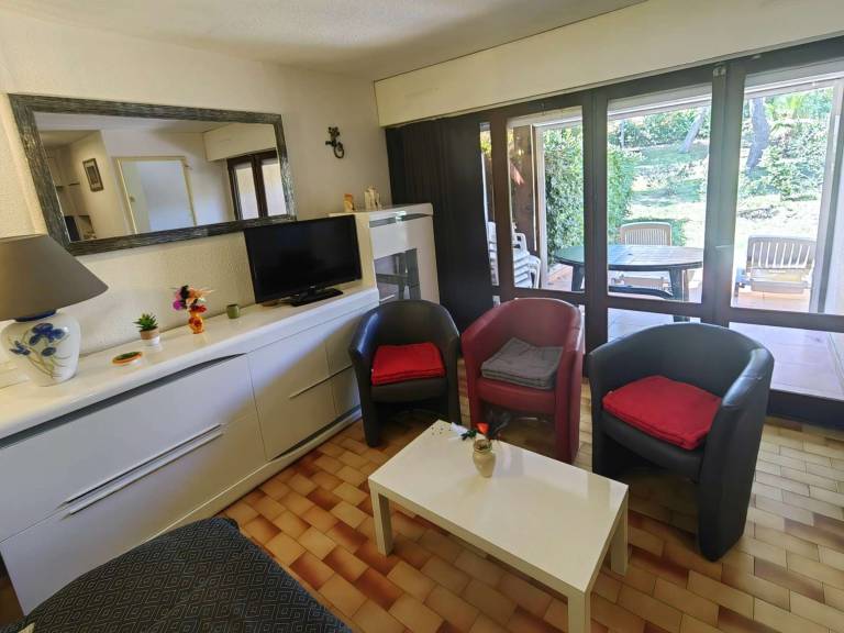 Pleasant rental apartment with pool | Close to the beach | Pets allowed — photo 4