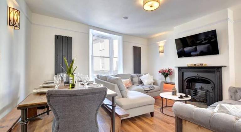 Charming holiday apartment | Close to Royal Pavilion | Pets are welcome — photo 2