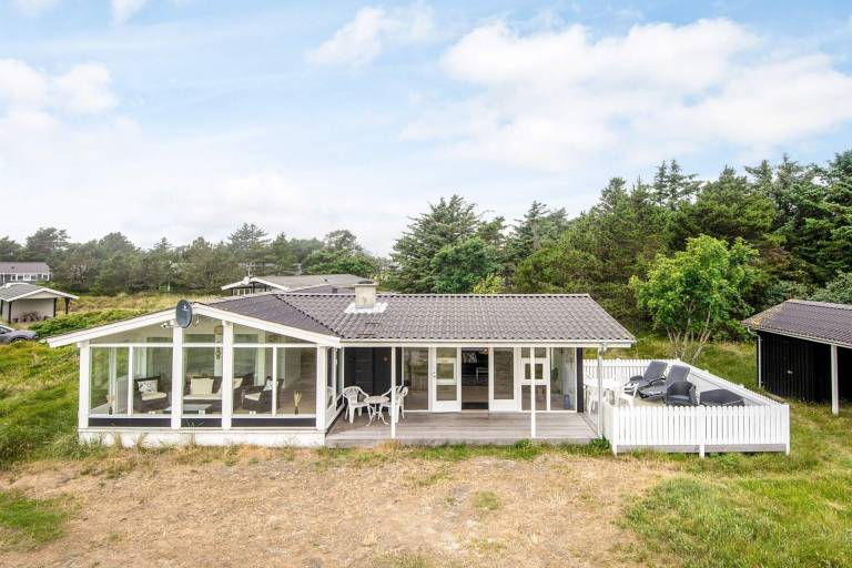 Ferienhaus mit Hund inVejers Strand  f&uuml;r max. 5 Personen