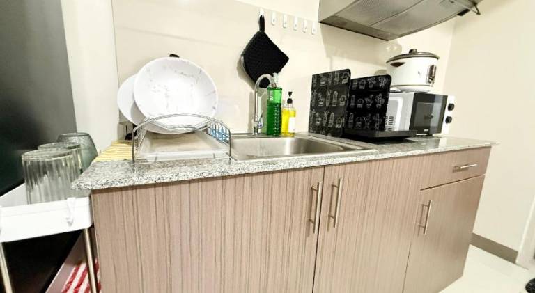 Serviced apartment with pool — photo 4