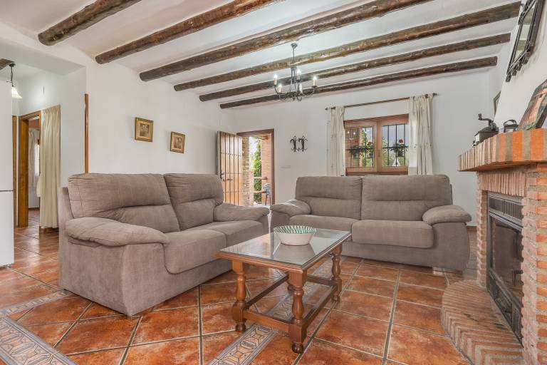 Fully equipped charming vacation home with garden, private pool & BBQ | Garden view | Pets allowed — photo 5