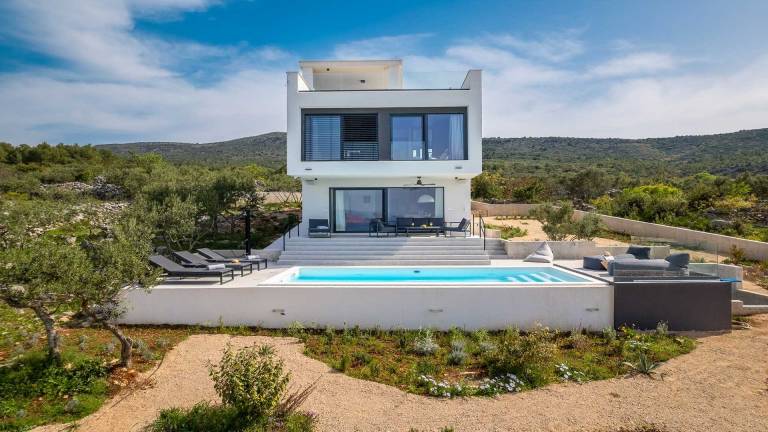Vila Zaraće