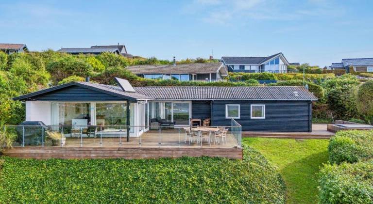 Vacation home for 8 persons in Ebeltoft